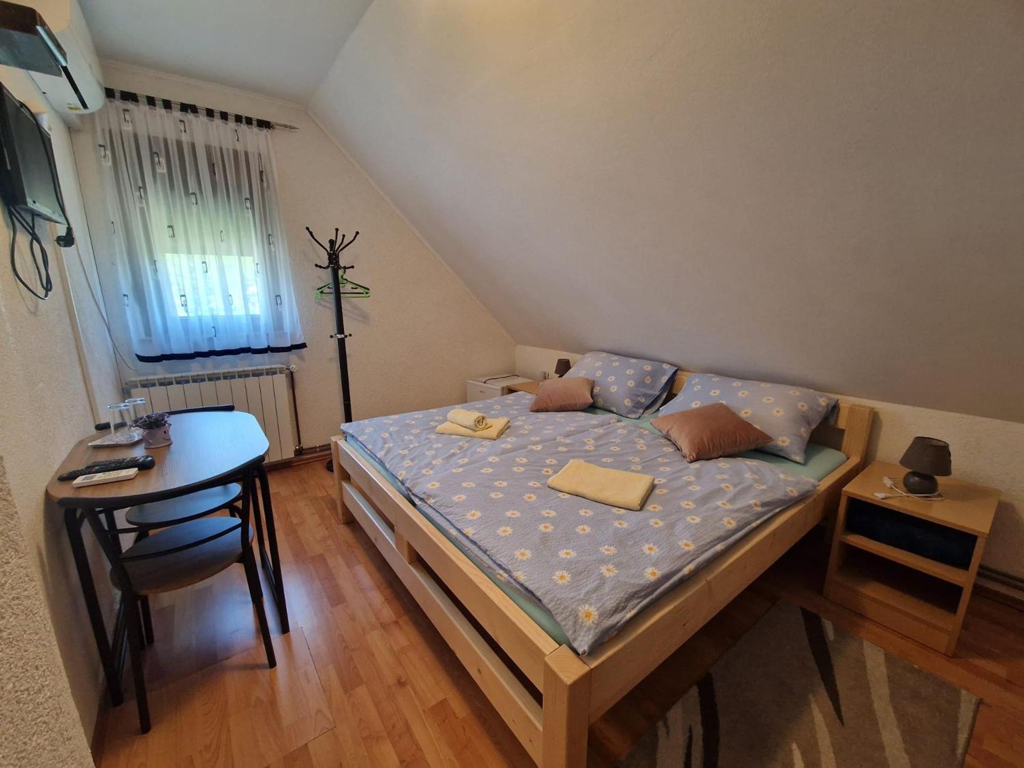 Отель House Luketic Растовача Экстерьер фото