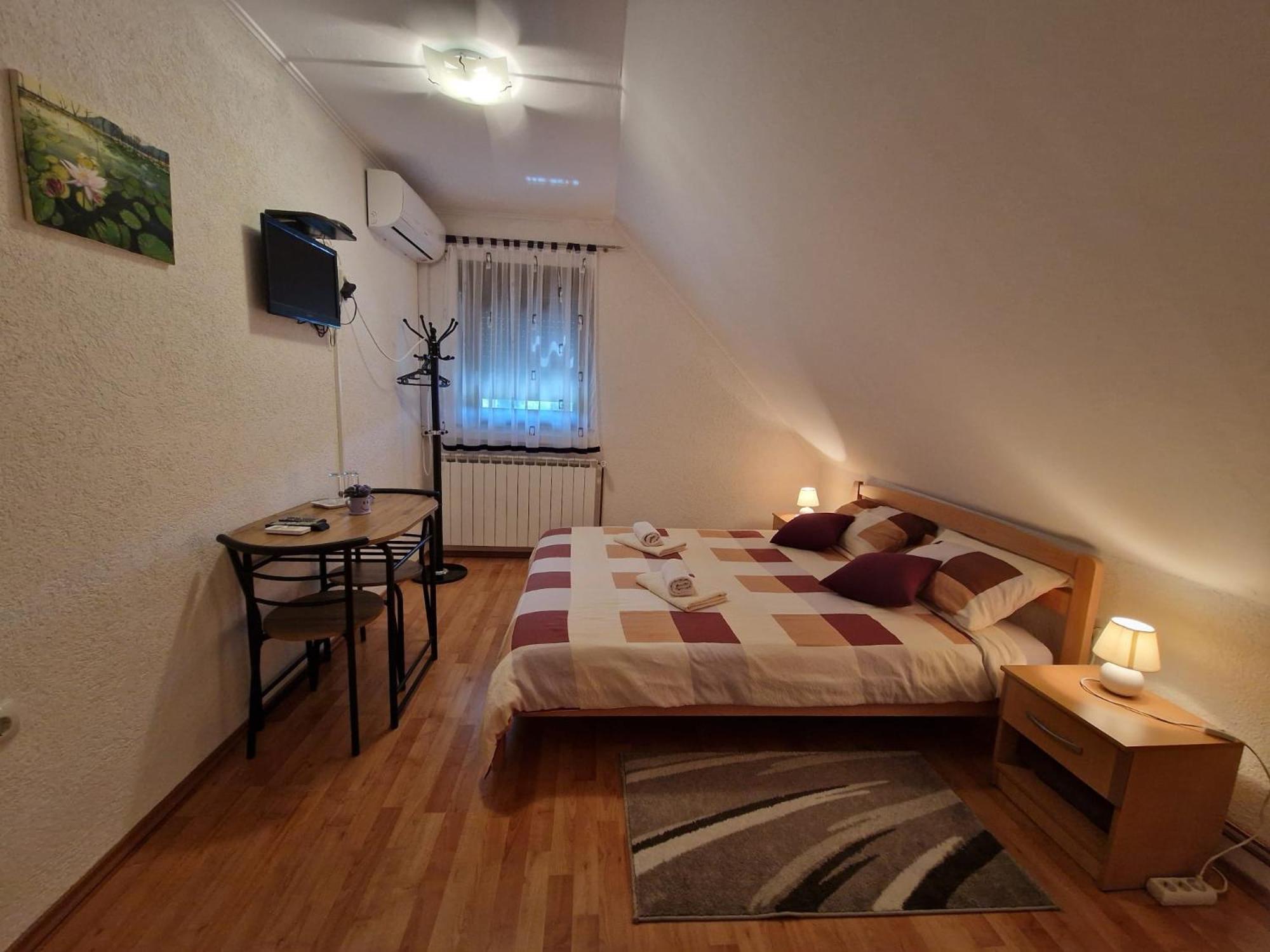 Отель House Luketic Растовача Экстерьер фото