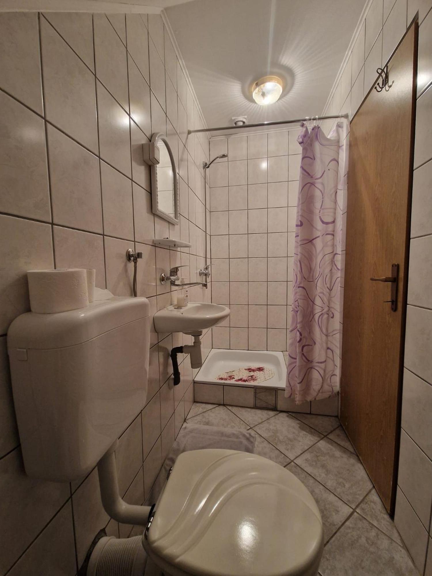 Отель House Luketic Растовача Экстерьер фото