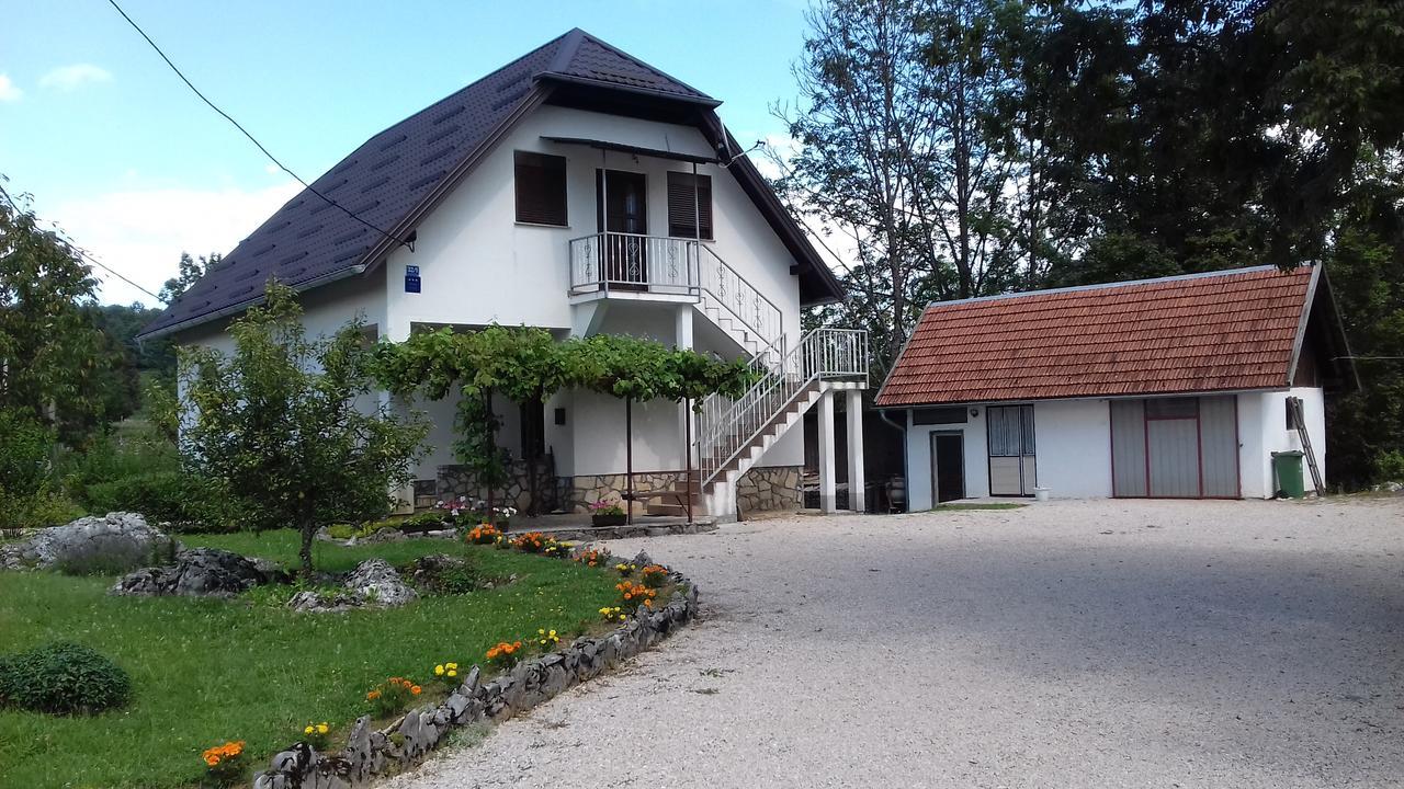 Отель House Luketic Растовача Экстерьер фото